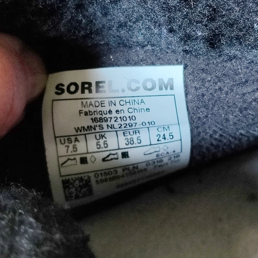 Sorel Winter Cozy Carnival Waterproof Boots Black & White Sherpa Lined Size 7.5